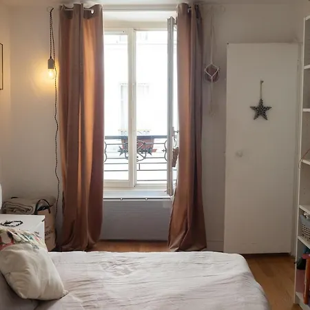 Charming Apt Near The Moulin Rouge Apartment Paris